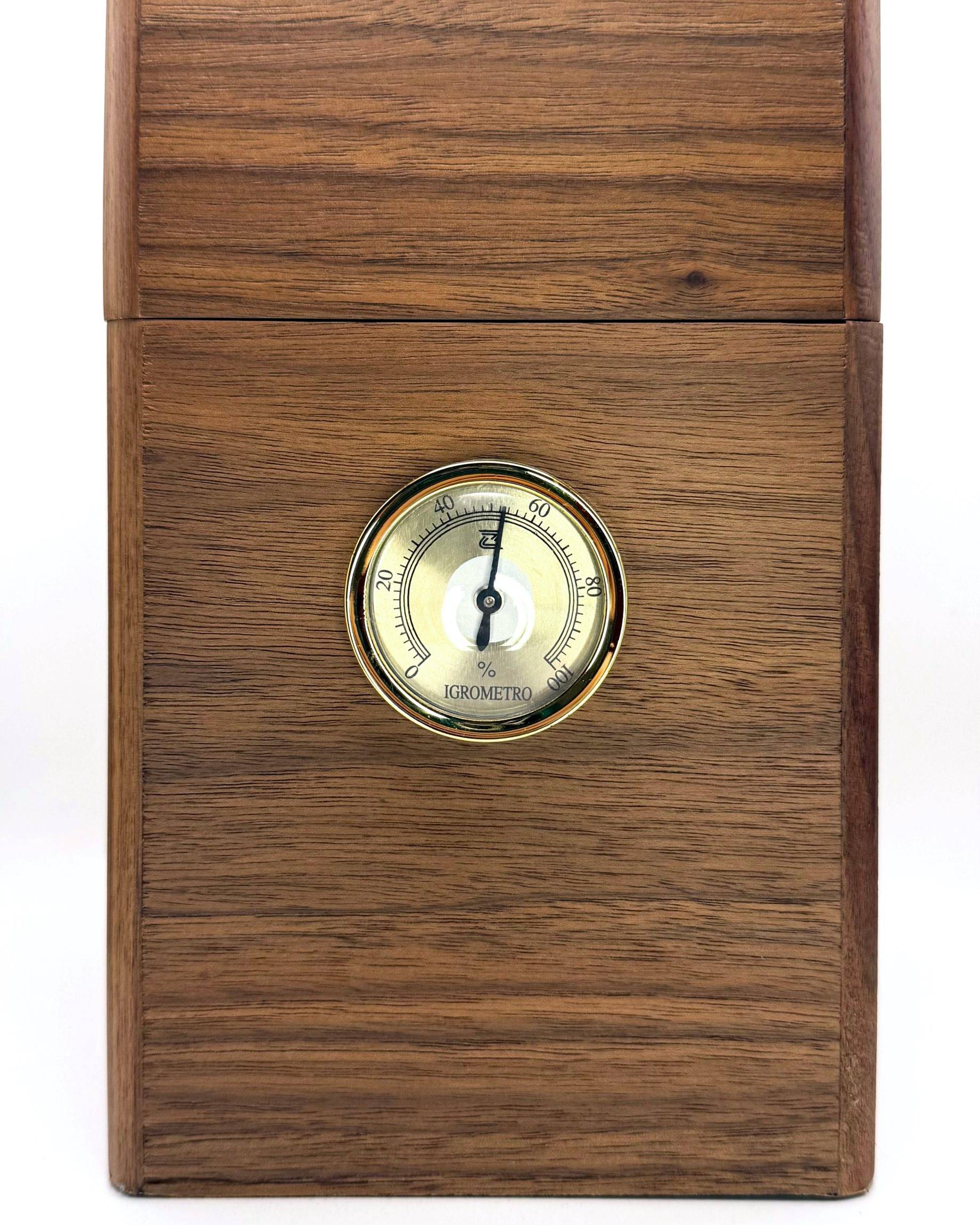 Humidor verticale by Club Amici del Toscano