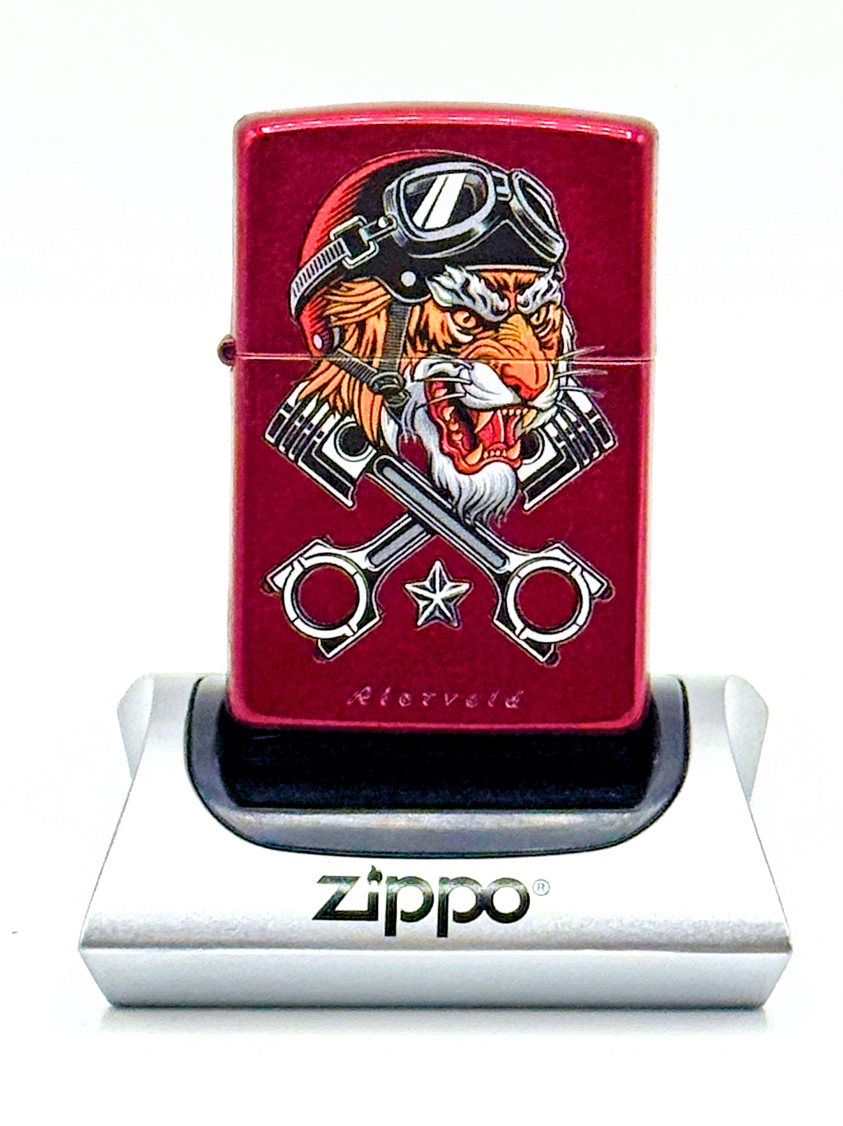 Zippo Tiger Design by Rick Rietveld