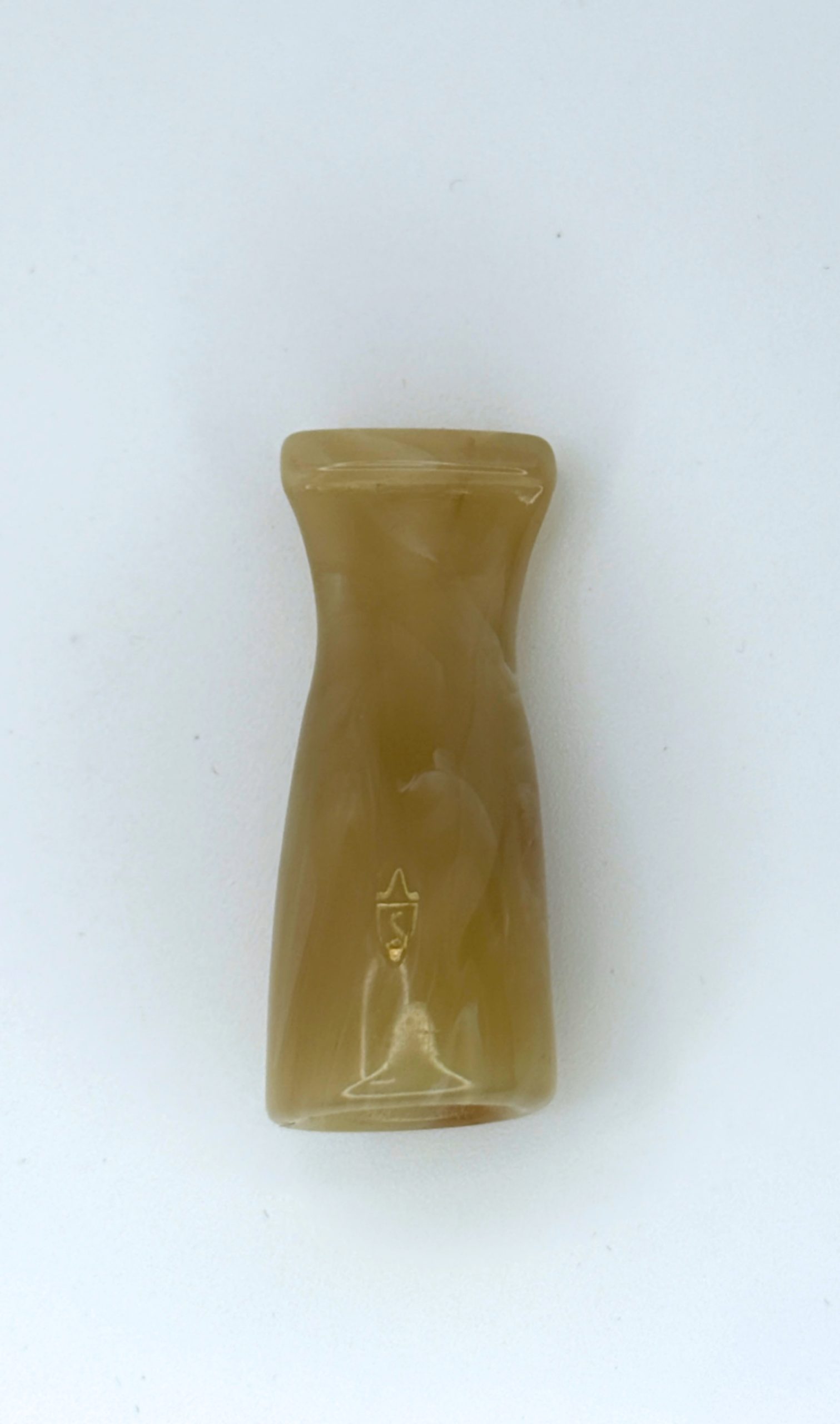 Bocchino in metacrilato panna Savinelli