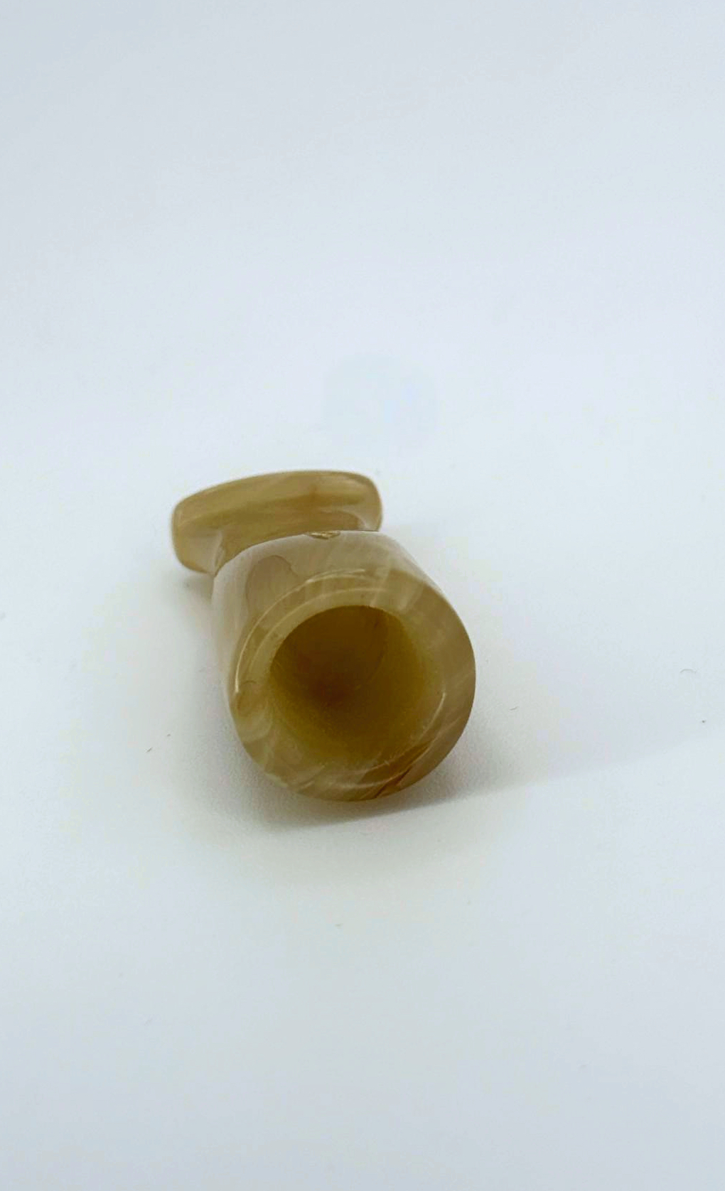 Bocchino in metacrilato panna Savinelli