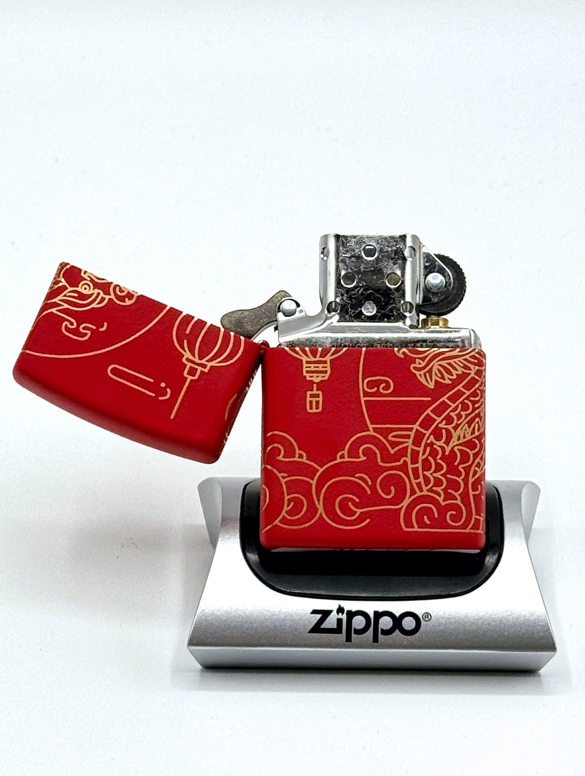 Zippo Asian Dragon Design
